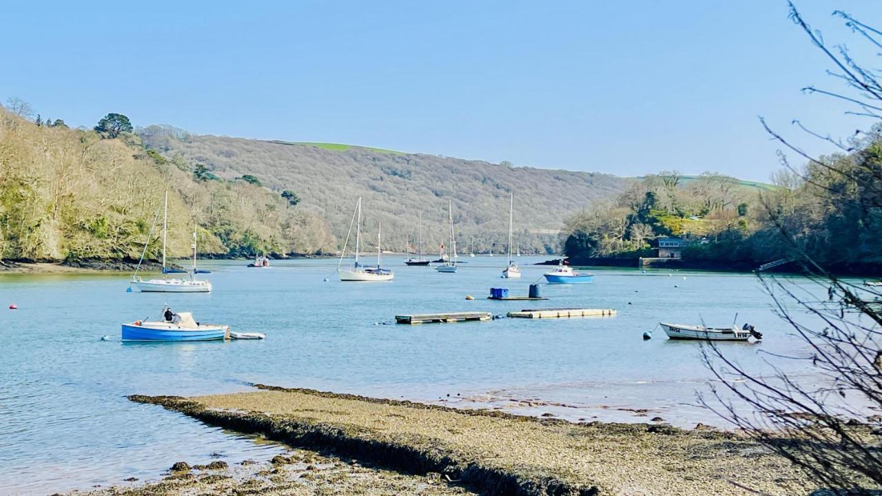 Riverview - Family River Retreat A Short Walk From The Quay Holiday home